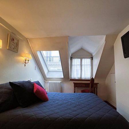 Hôtel La Sanguine Parigi Esterno foto