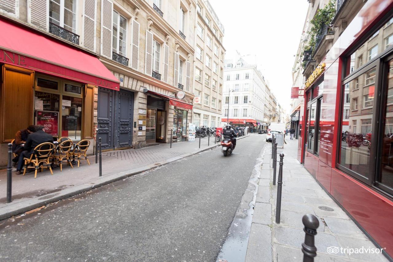 Hôtel La Sanguine Parigi Esterno foto