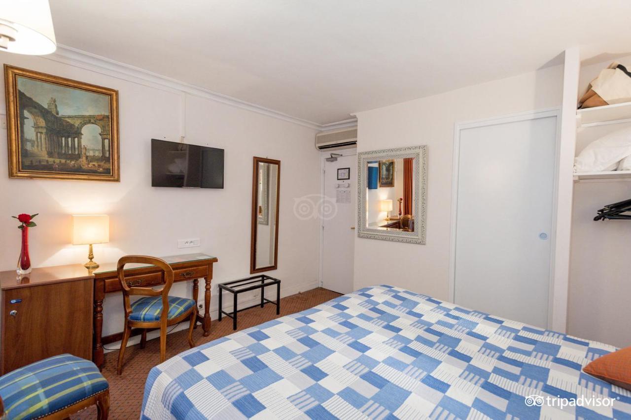Hôtel La Sanguine Parigi Esterno foto
