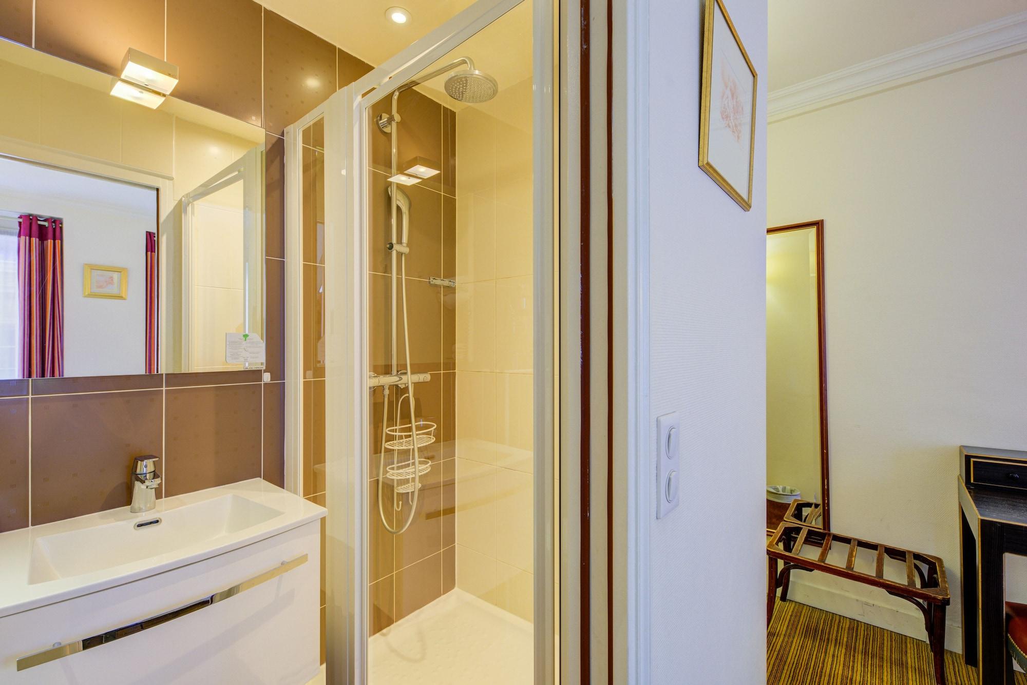 Hôtel La Sanguine Parigi Esterno foto