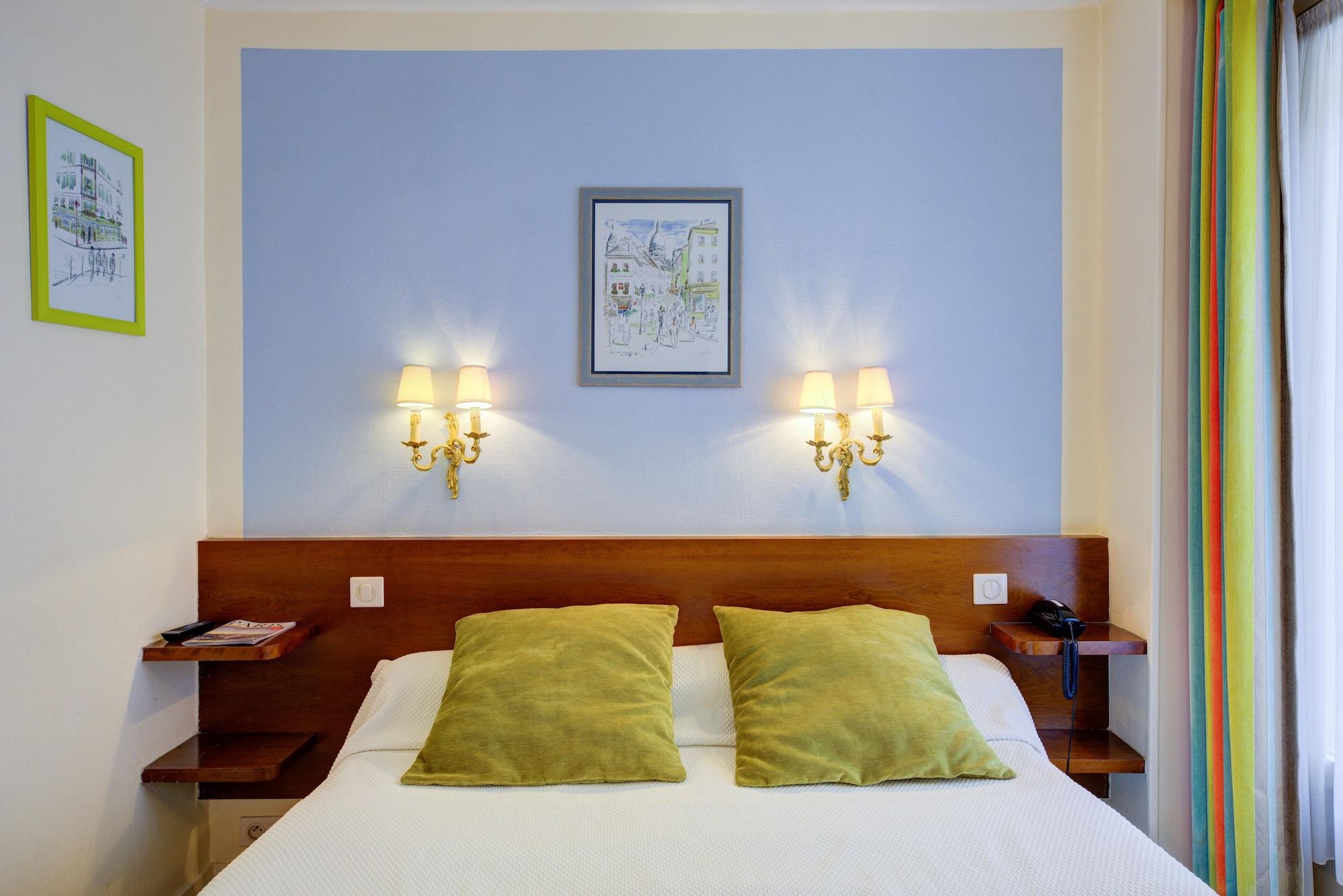 Hôtel La Sanguine Parigi Esterno foto