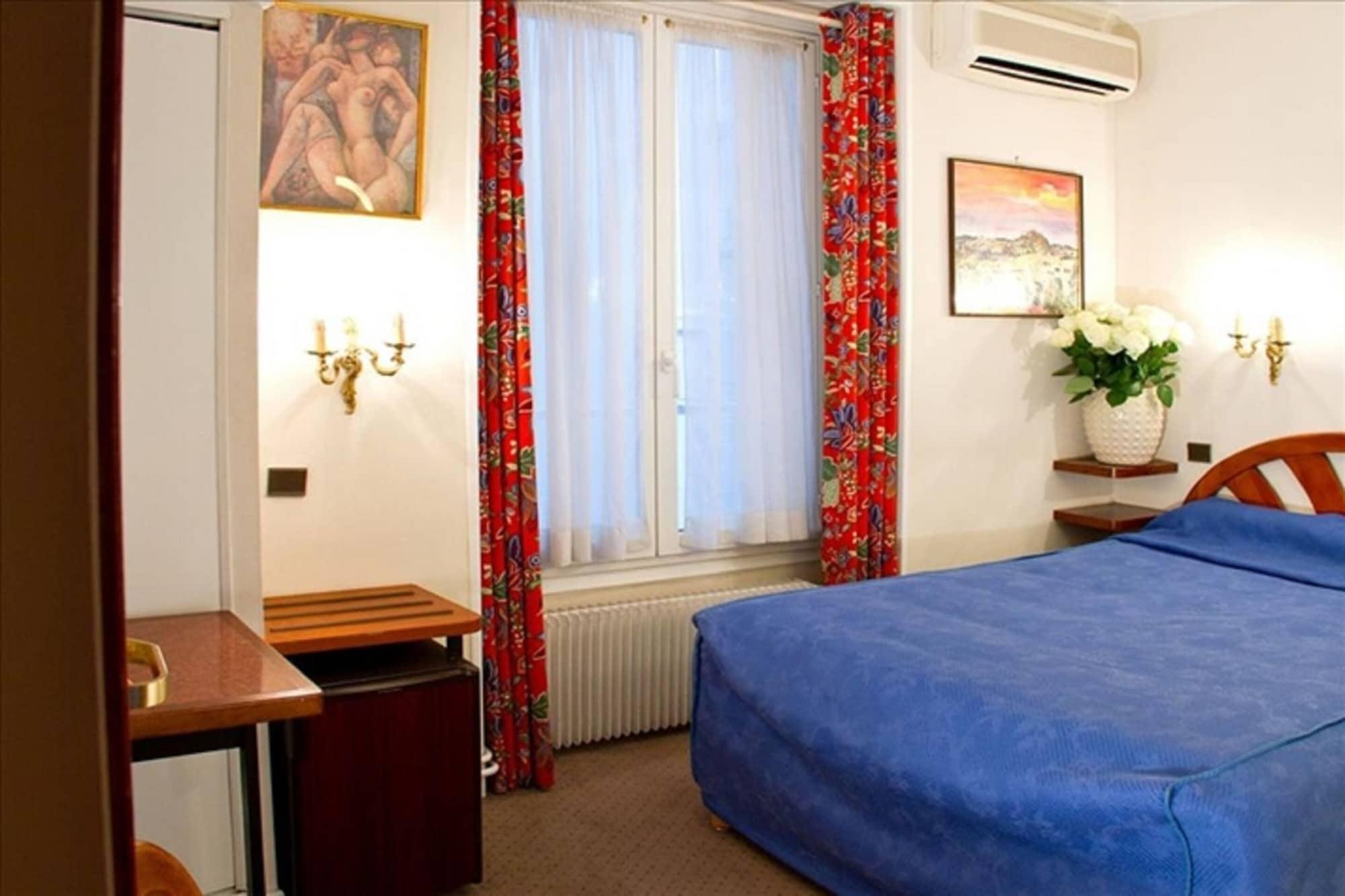 Hôtel La Sanguine Parigi Esterno foto