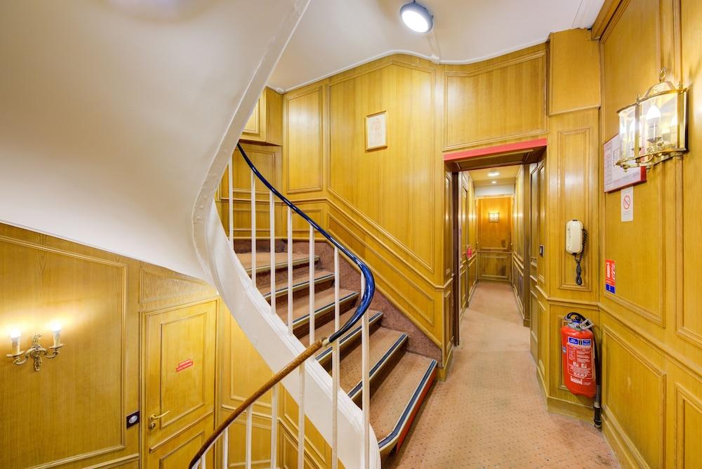 Hôtel La Sanguine Parigi Esterno foto