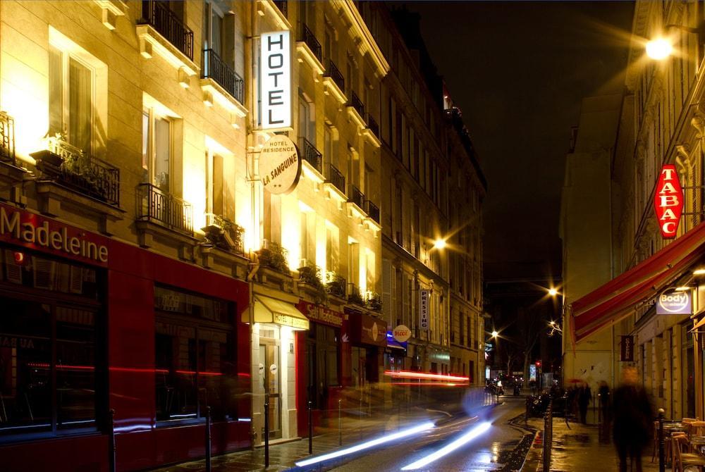 Hôtel La Sanguine Parigi Esterno foto